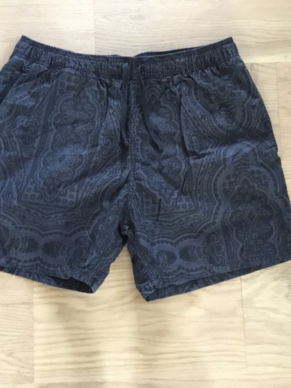 ZANEROBE ZEPHYR PAISLEY SHORTS Sz: 36